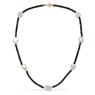 Black Hematite and White Baroque Pearl Necklace with 18 kt Gold Clasp - The 7 Pearls Necklace