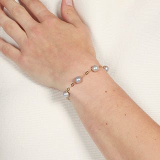 Bracciale con Catena Oro 18kt e Perle Tonde Grigie - Abbracciami Gray