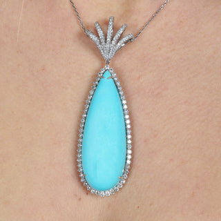 High Jewellery Pendant with Natural Turquoise 13.80 gr and Diamonds 2.89 ct – 18 kt White Gold