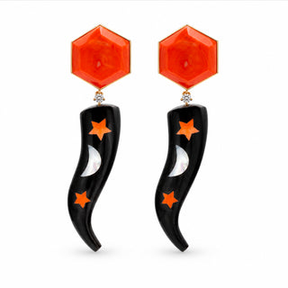 Orecchini Statement a Forma di Corno in Oro 18 kt con Corallo Rosso, Corallo Nero, Madreperla e Diamanti – Don Alfonso Gioielli Capri