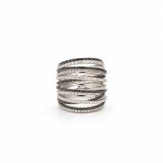 Anello Cocktail in Diamanti Bianchi e Neri – Don Alfonso Gioielli Capri