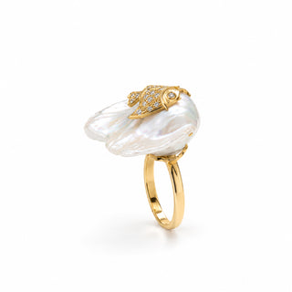Anello Fish con Perla Barocca in Oro 18 kt e Diamanti | Don Alfonso Gioielli Capri
